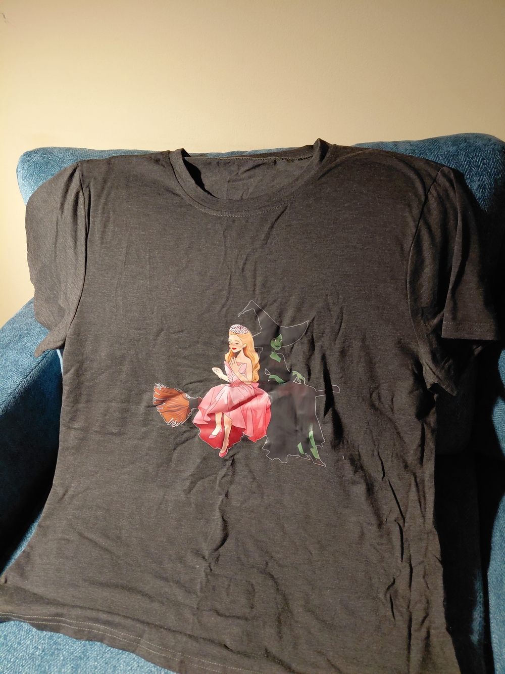 Wicked Graph T-Shirt - Black with Pink XL
